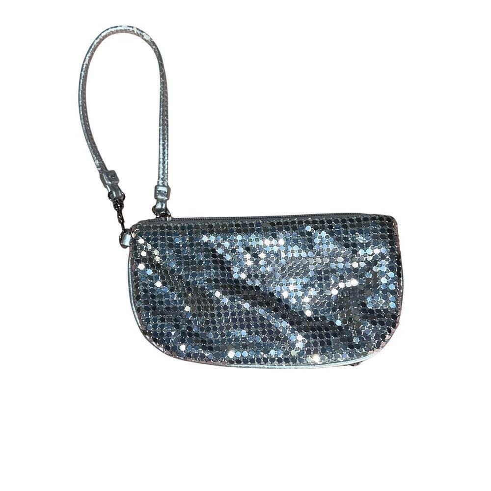 New York & Company ladies Y2K silver sequin mesh party Goingout wristlet